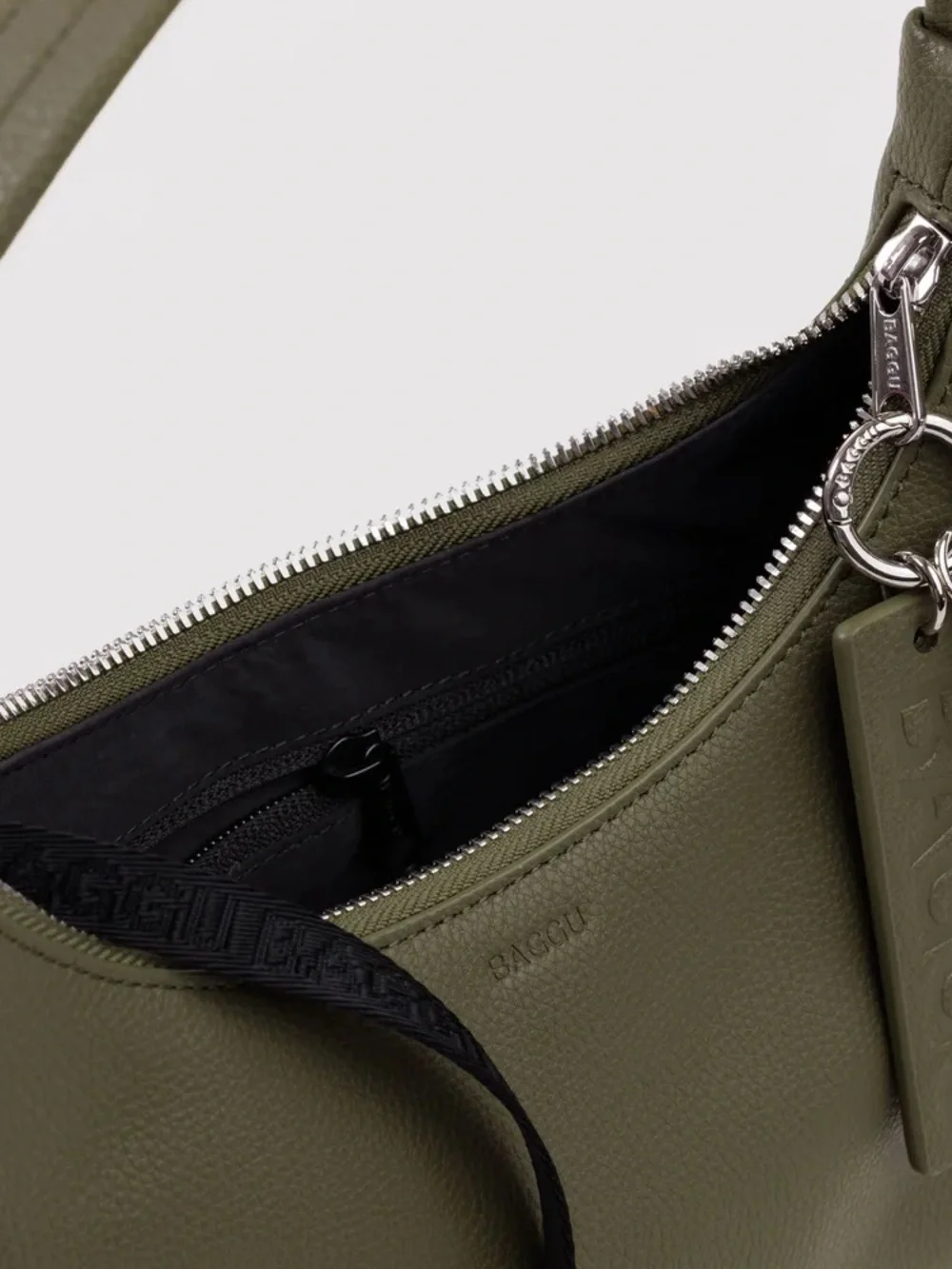 BAGGU Mini Recycled Leather Shoulder Bag in Loden Olive Green NEW WITH TAGS NWT